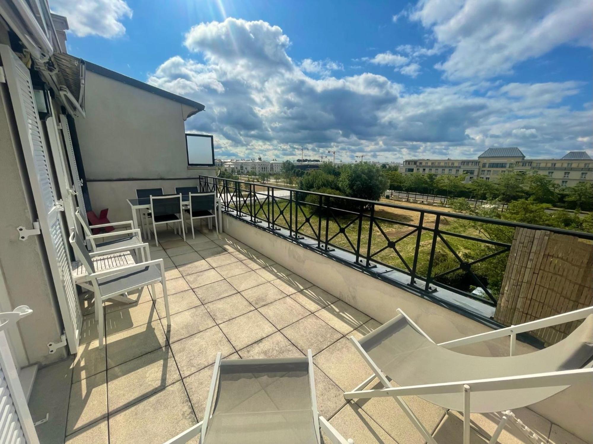 Family'S Appartement Disney Paris , 2 Parking 塞里斯 外观 照片